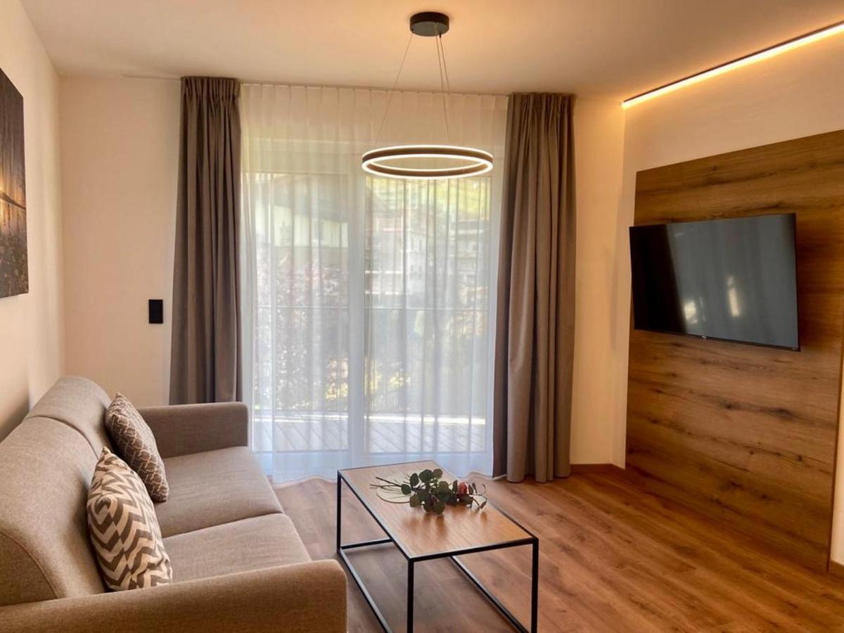 Bergzeit Appartements Σάαλμπαχ-Χίντεργκλεμ Εξωτερικό φωτογραφία